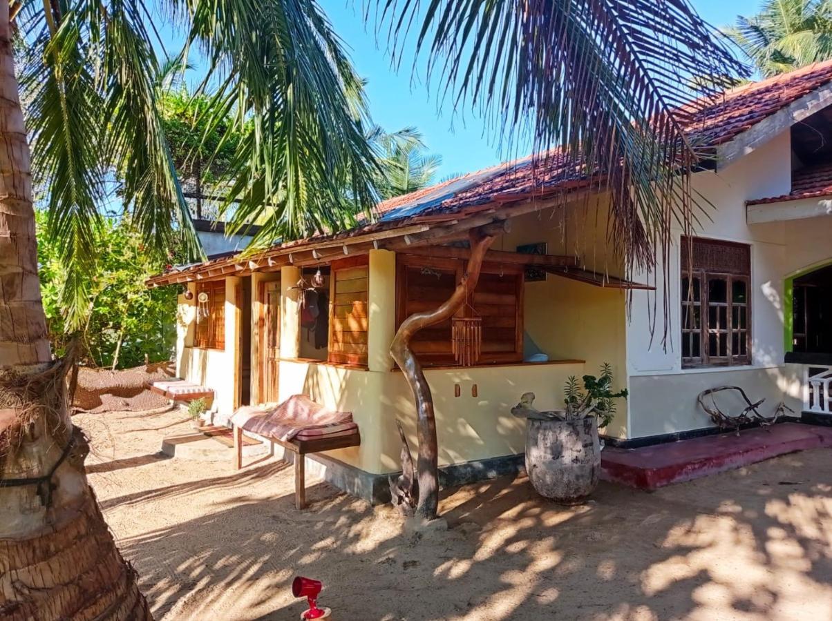 Kite House Cafe Kalpitiya Exterior foto